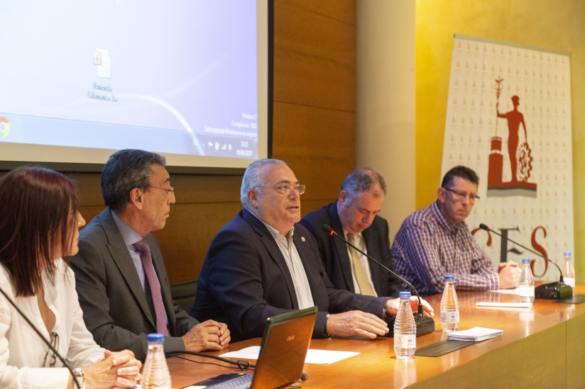 LA CáMARA DE COMERCIO DE SALAMANCA Y CES INCENTIVAN ENTRE EL EMPRESARIADO LA CONTRATACIóN DE JóVENES