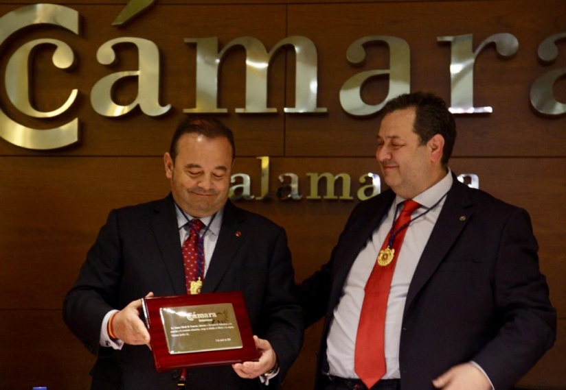 LA CáMARA DE COMERCIO DE SALAMANCA ENTREGA LA MEDALLA AL MéRITO A LA EMPRESA CáRNICAS JOSELITO