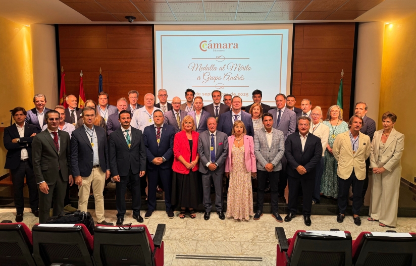 LA CáMARA DE COMERCIO DE SALAMANCA ENTREGA LA MEDALLA AL MéRITO EMPRESARIAL AL GRUPO ANDRéS